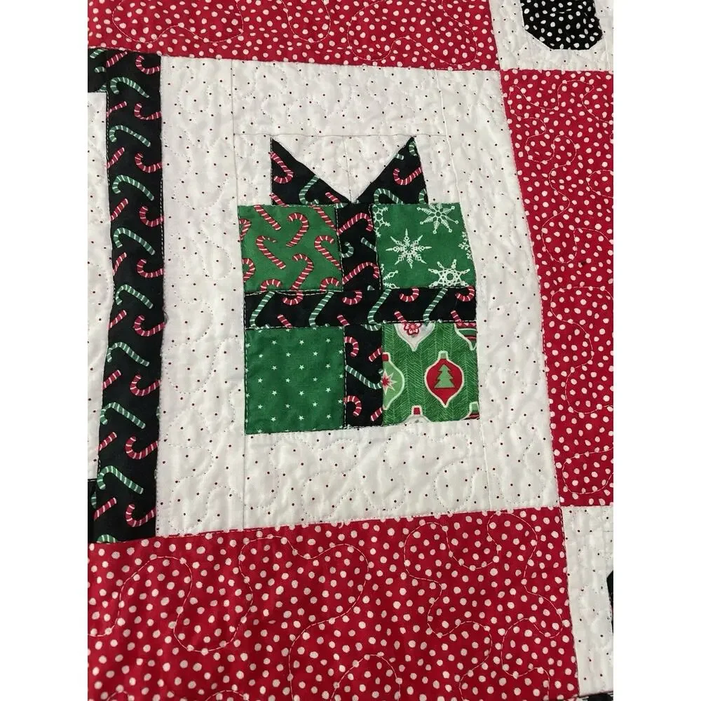 Handmade Quilted Christmas Table Runner Patchwork Ornaments Presents Farmhouse